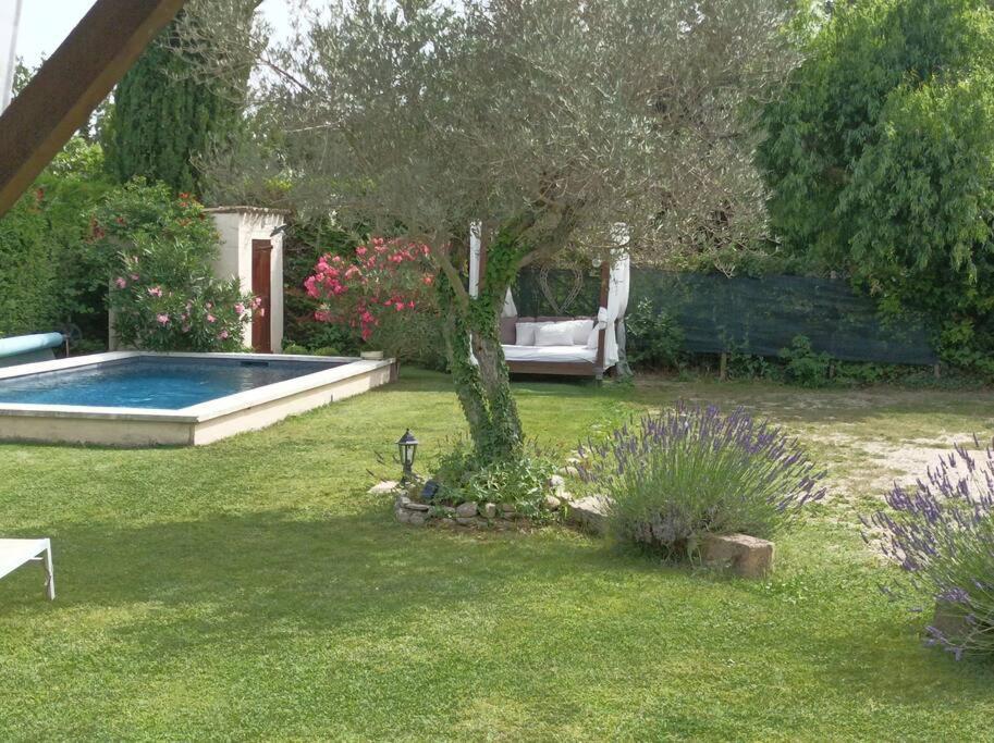 Le Cabanon Tendance Du Luberon Merindol Bagian luar foto